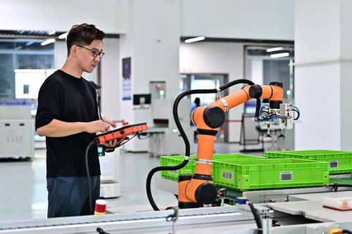 江西贛州 新質生產力賦能專精特新企業發展